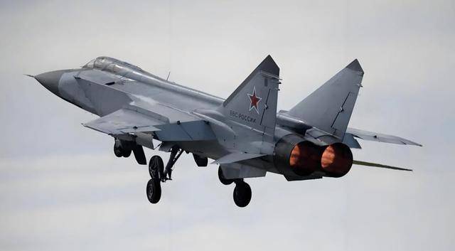 !高市没想到:普京对华这么仗义不朽情缘日船刚闯俄军就逼近日本(图10) !高市没想到:普京对华这么仗义不朽情缘日船刚闯俄军就逼近日本(图10)